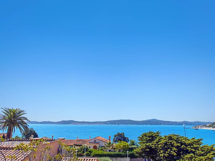 Image No.2-4 Bed House for sale