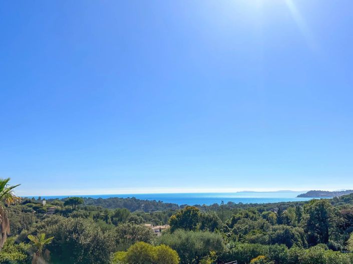 Image No.21-5 Bed House for sale