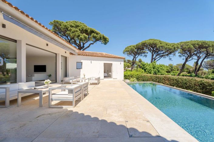 Image No.19-5 Bed House for sale