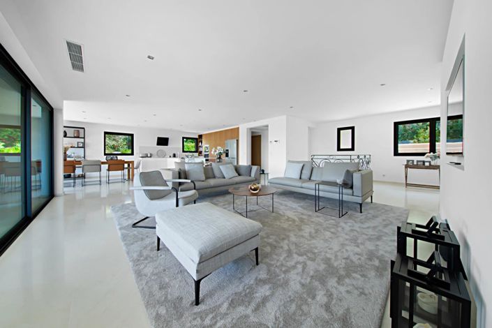 Image No.3-5 Bed House for sale