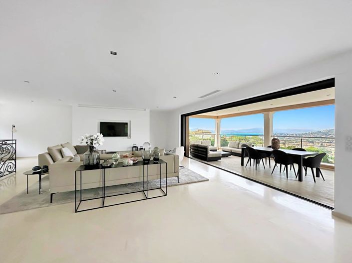 Image No.4-5 Bed House for sale