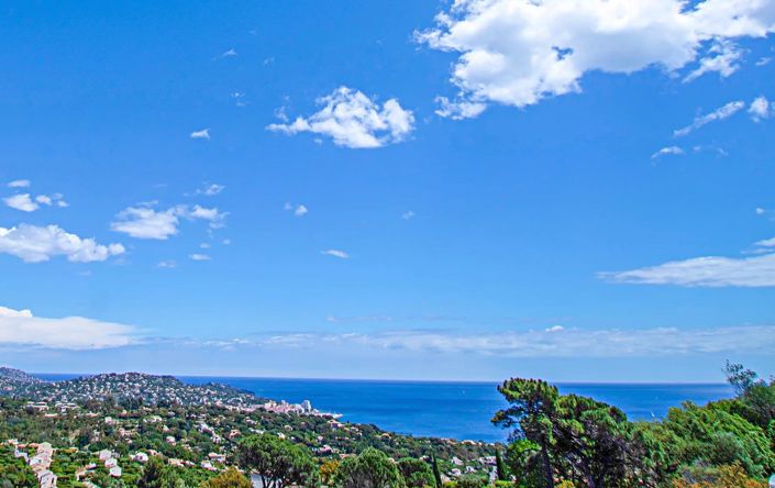 Image No.33-5 Bed House for sale