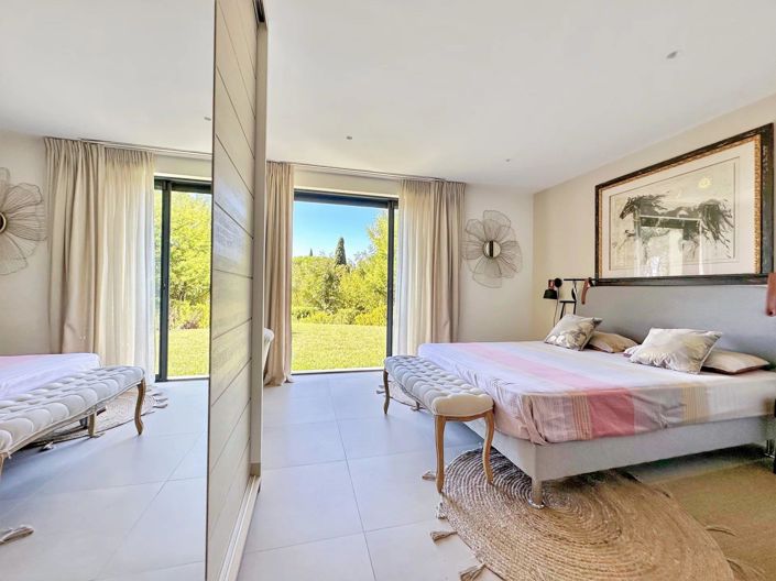 Image No.21-5 Bed House for sale