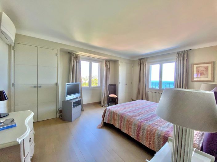 Image No.14-5 Bed House for sale