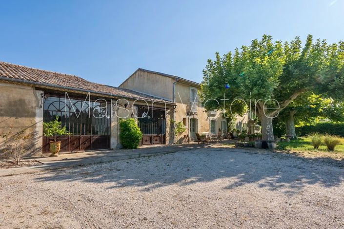 Image No.5-Maison de 5 chambres à vendre à L'Isle-sur-la-Sorgue