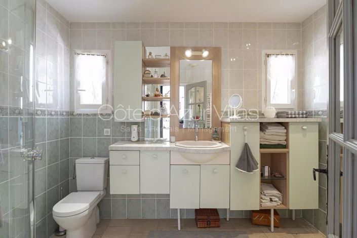 Image No.7-4 Bed House for sale