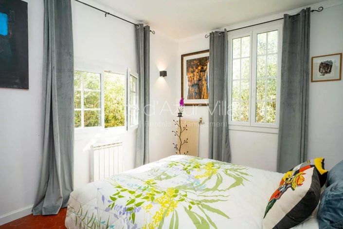 Image No.16-4 Bed House for sale