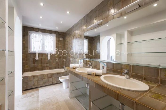 Image No.14-Maison de 5 chambres à vendre à Roquefort-les-Pins