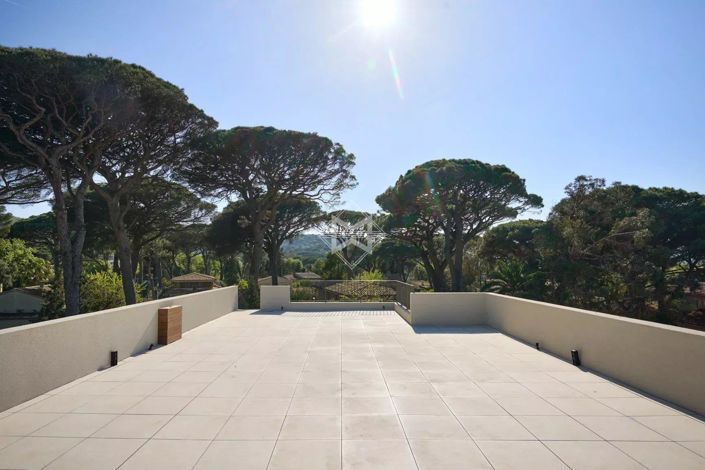 Image No.4-5 Bed House for sale