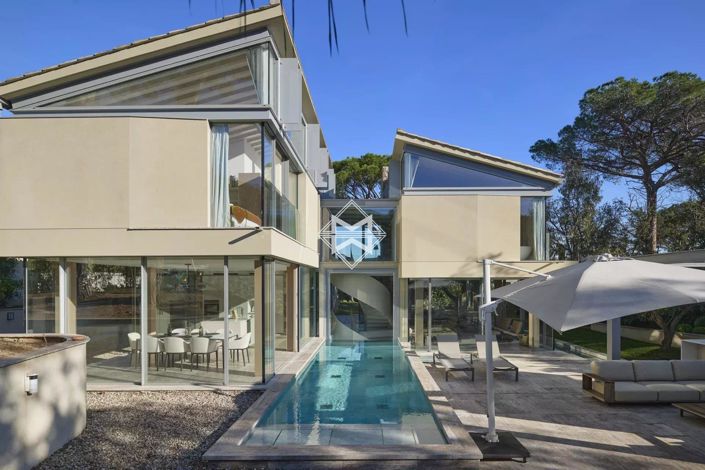 Image No.3-Maison de 10 chambres à vendre à Saint-Tropez