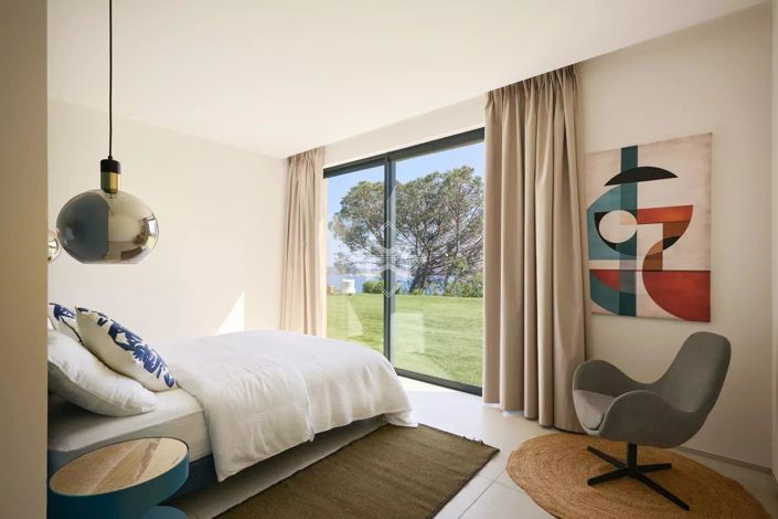 Image No.15-5 Bed House for sale