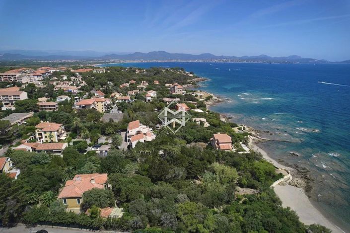 Image No.3-5 Bed House for sale