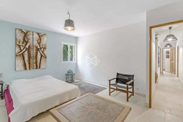 Image No.13-5 Bed House for sale