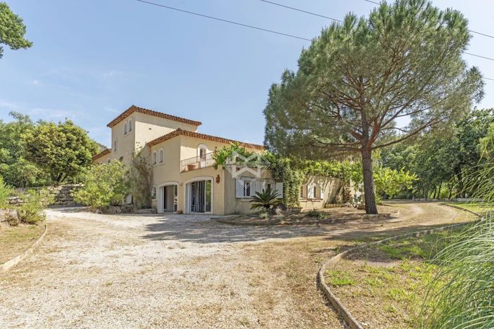 Image No.20-5 Bed House for sale