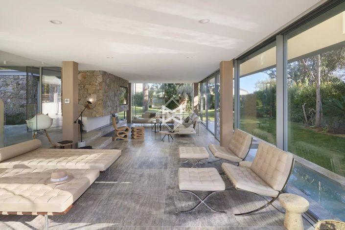 Image No.4-5 Bed House for sale