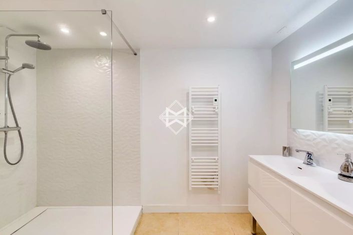 Image No.20-Maison de 6 chambres à vendre à Bormes-les-Mimosas