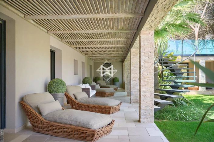 Image No.10-5 Bed House for sale