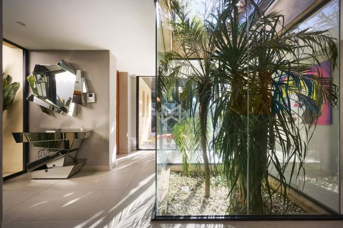 Image No.12-6 Bed House for sale