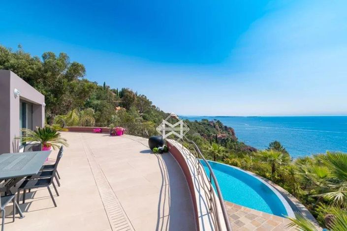 Image No.13-5 Bed House for sale