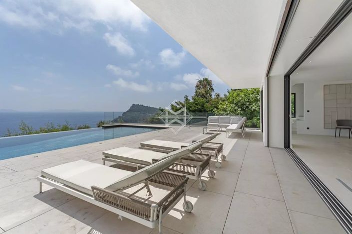 Image No.3-4 Bed House for sale