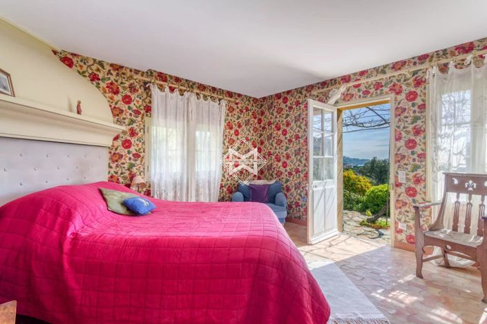 Image No.13-Maison de 9 chambres à vendre à Le Lavandou