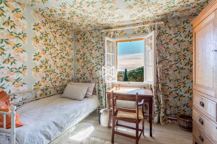 Image No.15-Maison de 9 chambres à vendre à Le Lavandou