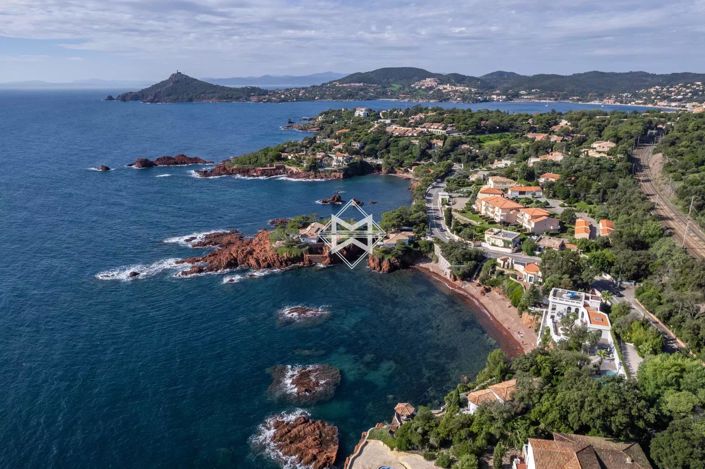 Image No.11-2 Bed House for sale