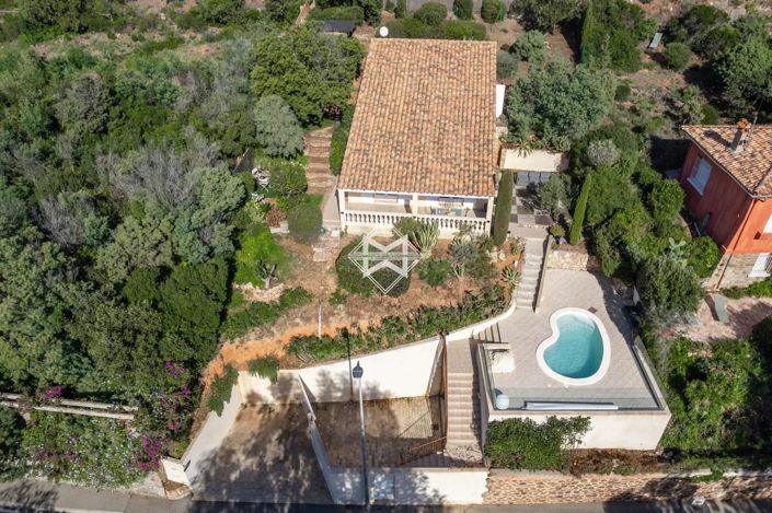 Image No.5-2 Bed House for sale