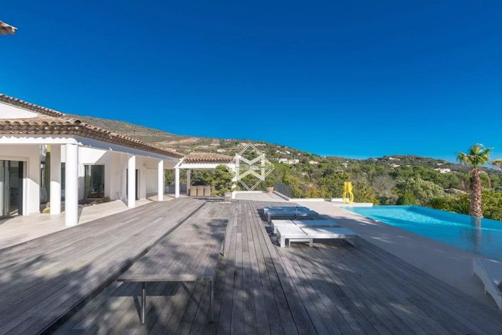 Image No.13-4 Bed House for sale