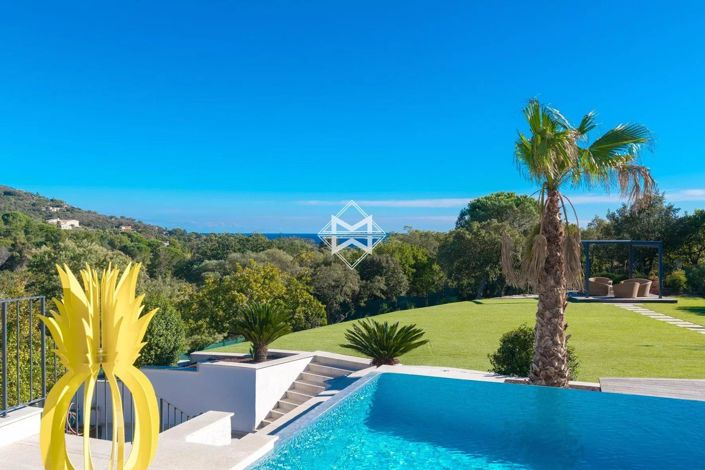 Image No.4-4 Bed House for sale