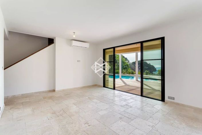 Image No.6-Maison de 6 chambres à vendre à La Croix-Valmer