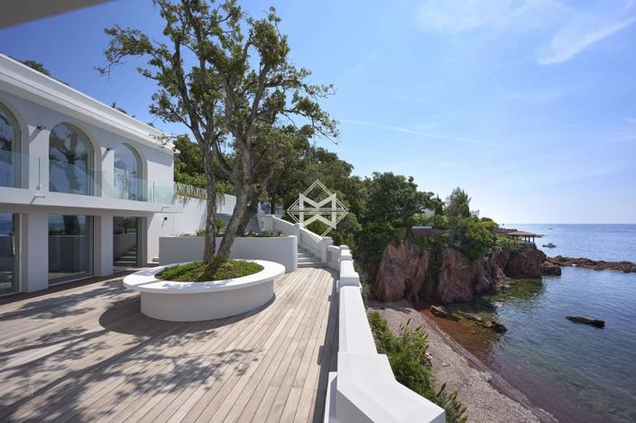 Image No.4-5 Bed House for sale