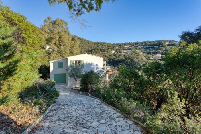 Image No.4-4 Bed House for sale