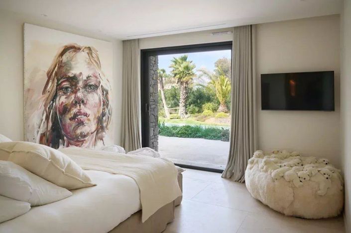 Image No.13-5 Bed House for sale