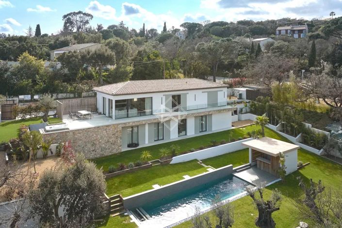 Image No.5-5 Bed House for sale