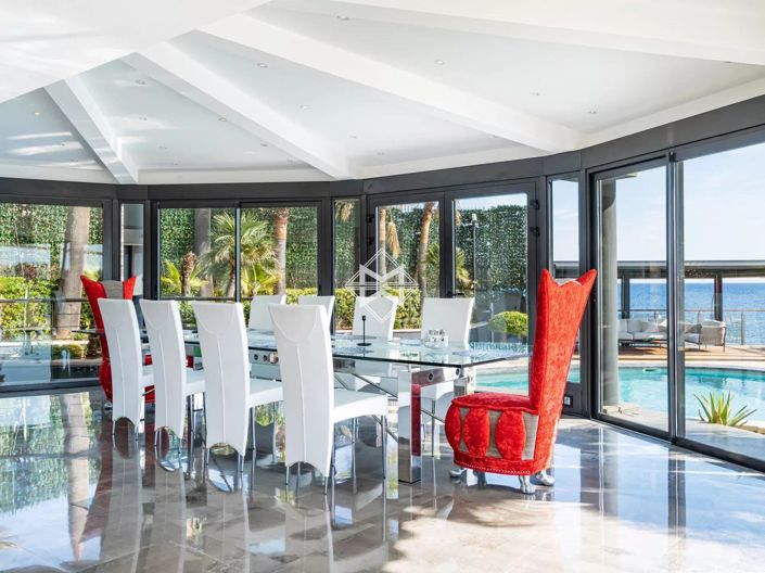 Image No.11-3 Bed House for sale