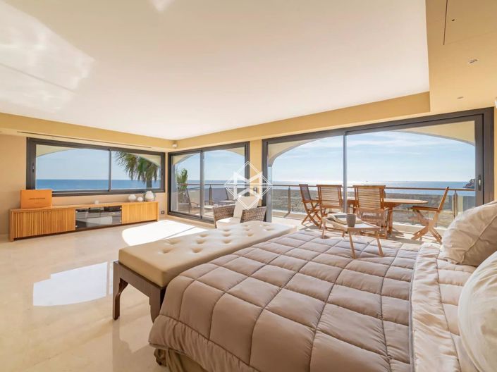 Image No.13-3 Bed House for sale