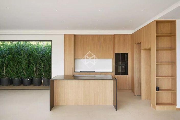 Image No.8-Maison de 4 chambres à vendre à Sainte-Maxime