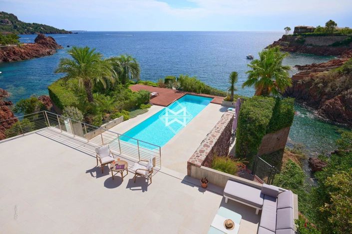 Image No.2-Maison de 9 chambres à vendre à Théoule-sur-Mer