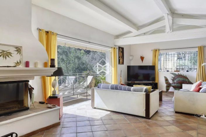 Image No.4-4 Bed House for sale