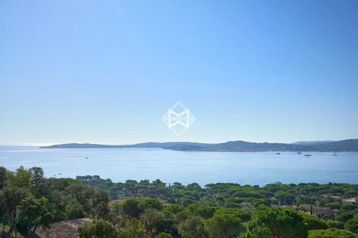 Image No.2-Maison de 5 chambres à vendre à Grimaud