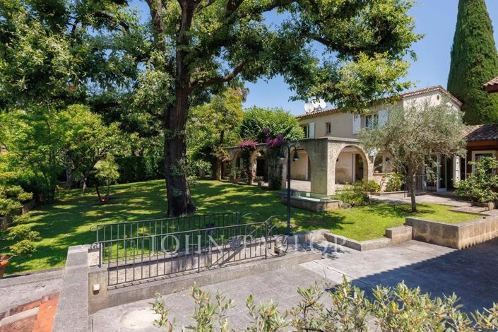 Image No.13-5 Bed House for sale