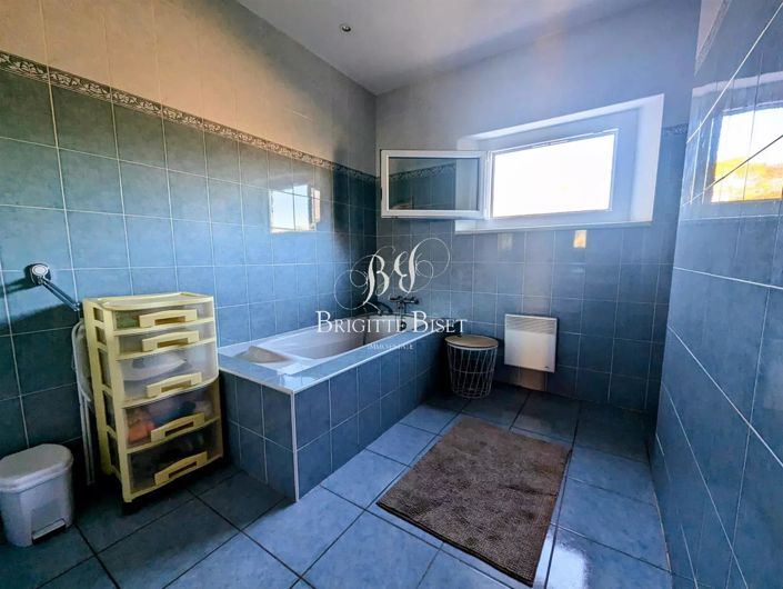 Image No.10-4 Bed House for sale