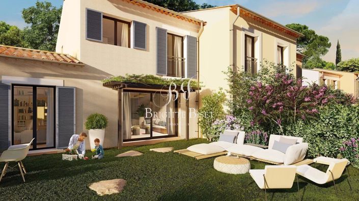 Image No.2-4 Bed House for sale