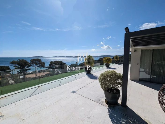 Image No.22-5 Bed Apartment for sale