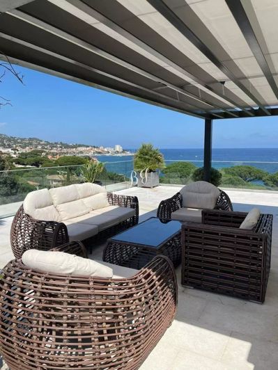 Image No.25-5 Bed Apartment for sale