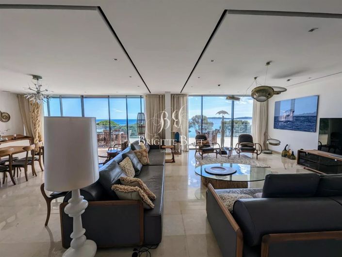 Image No.8-5 Bed Apartment for sale