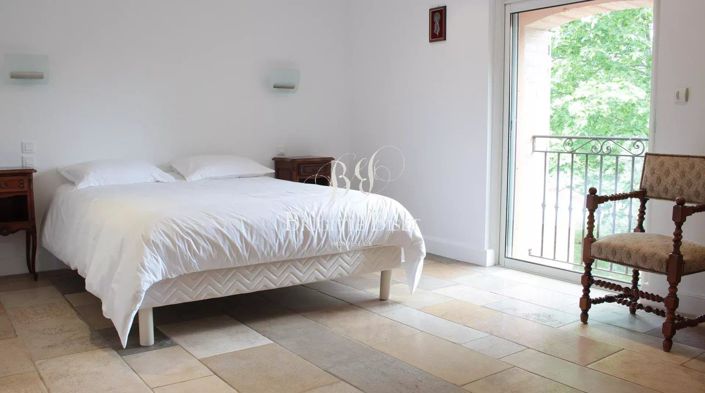 Image No.11-4 Bed House for sale