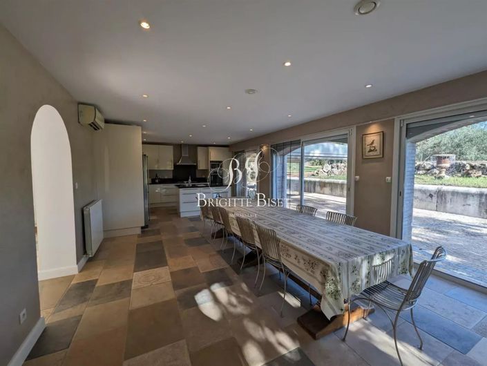 Image No.7-4 Bed House for sale