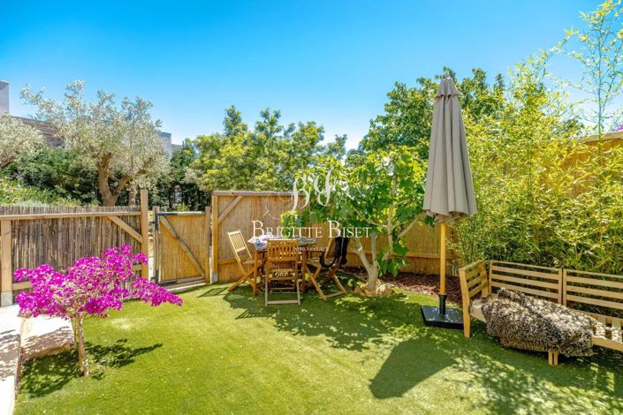 Image No.14-8 Bed House for sale